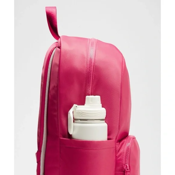 NWT Lululemon Everywhere Backpack 22L Raspberry Coulis/Sheer Oak - Picture 4 of 9